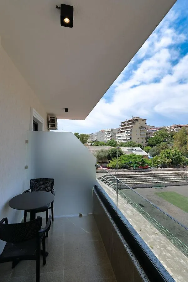 Adora'S View Hotel Саранда
