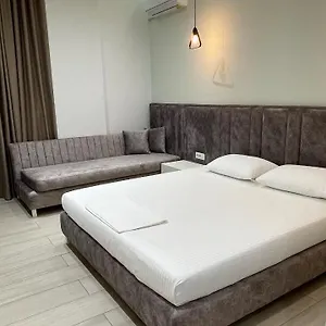 Lidi *** Sarandë