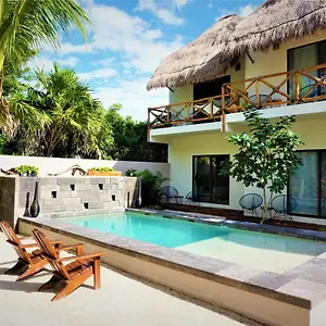 La Puerta Azul Beachfront - Adults Only 4* Isla Holbox