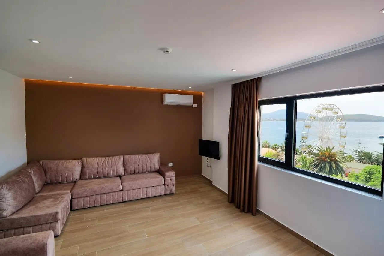 Adora'S View Hotel Sarandë