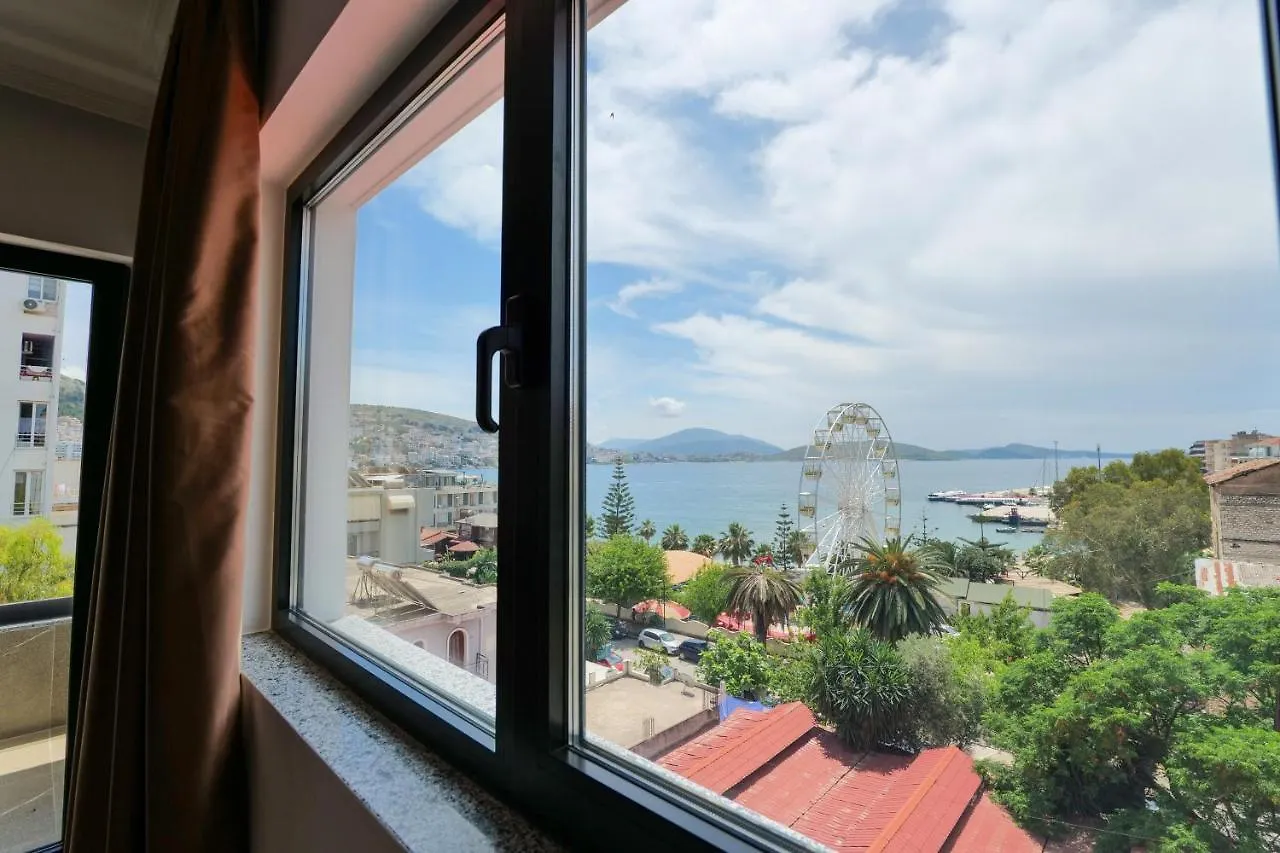 Adora'S View Hotel Saranda