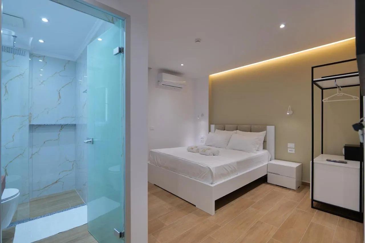 Adora'S View Hotel Sarandë