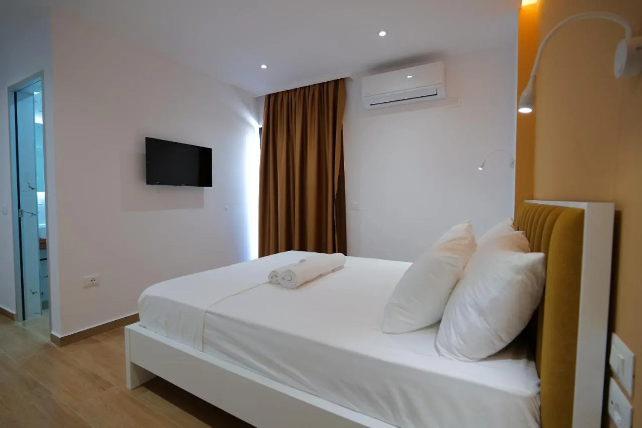 Adora'S View Hotel Sarandë
